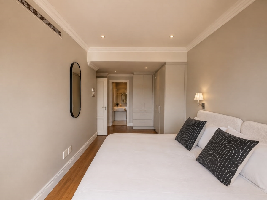 To Let 2 Bedroom Property for Rent in Green Point Western Cape